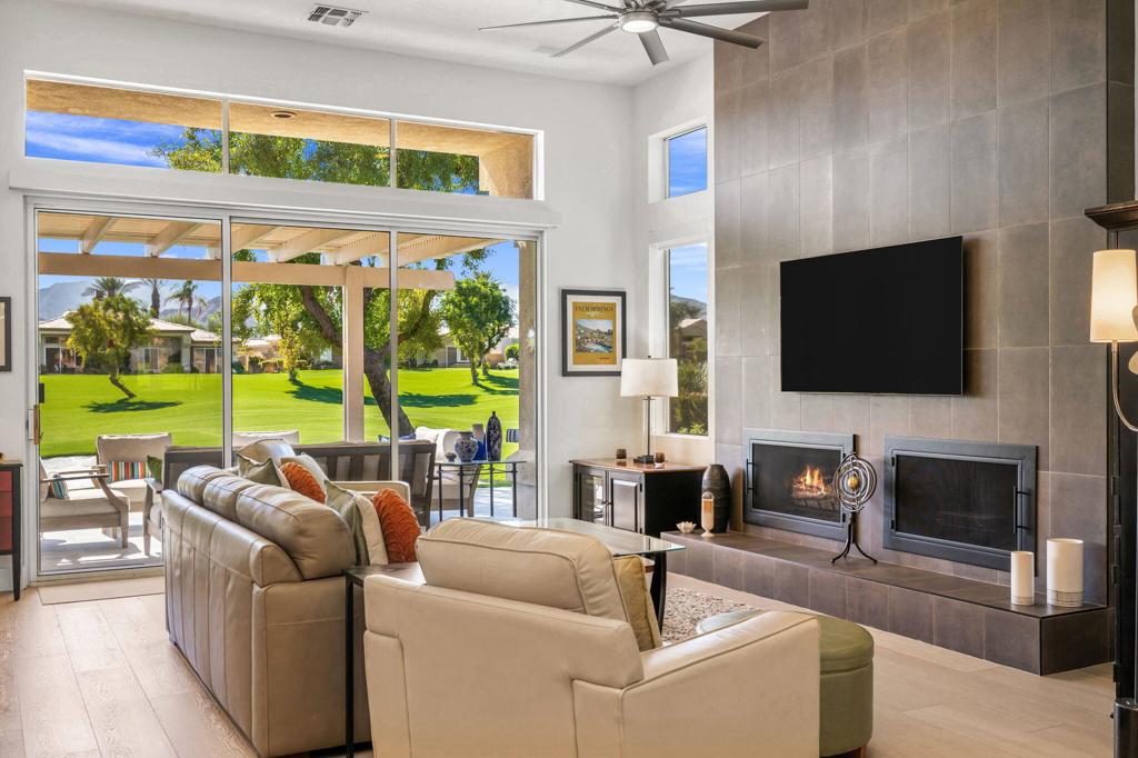 745 Box Canyon Trail