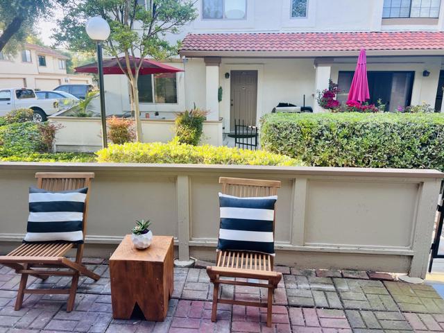 405 Colony Knoll Drive, San Jose CA: https://media.crmls.org/mediaz/326dac15-9bc5-4004-a2f9-75a0f9a4e7d1.jpg
