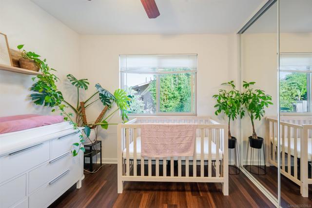 140 Rainier Ct, Chula Vista CA: https://media.crmls.org/mediaz/326dd1e4-059f-4b63-b6ac-6321ce7ca3b2.jpg