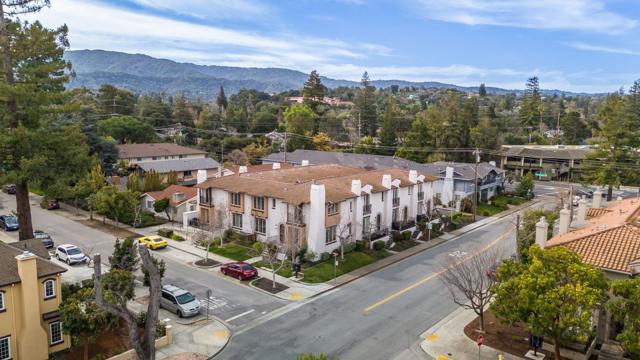 502 Tyndall Street, Los Altos CA: https://media.crmls.org/mediaz/326e4d9f-c5ee-4a84-bf31-c508f40bac31.jpg