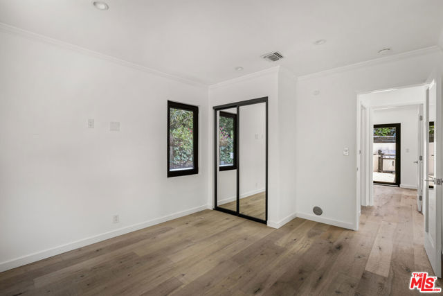 2425 Rinconia Drive, Los Angeles CA: https://media.crmls.org/mediaz/326f4c96-320d-4cd9-ae5d-780c456b61e4.jpg