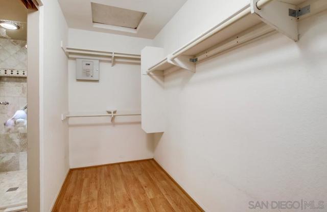 14442 Ranch Trail Drive, El Cajon CA: https://media.crmls.org/mediaz/326fa39b-e227-4976-8945-3535ca22abd8.jpg