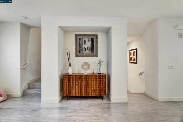 273 Sullivan Way, Hayward CA: https://media.crmls.org/mediaz/3275b95f-f507-40ef-bc8f-7c0a32289fb3.jpg