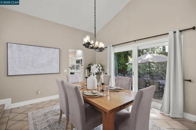 1020 Molad Ct, Concord CA: https://media.crmls.org/mediaz/32779d95-69d3-4320-8758-d7a8b05ed3fc.jpg