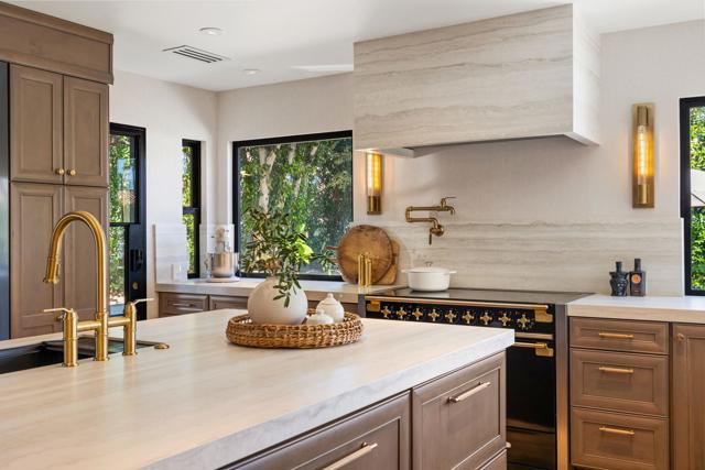 40400 Sweetwater Drive, Palm Desert, CA 92211