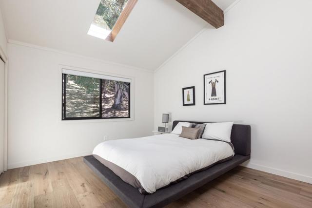 28086 Barn Way, Carmel CA: https://media.crmls.org/mediaz/32786d29-7015-4c98-afc0-a5f336f52e5f.jpg