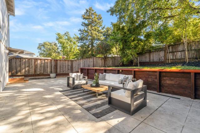 308 Cedar Street, San Carlos CA: https://media.crmls.org/mediaz/32787337-be36-4c10-80f3-e77081309dd6.jpg