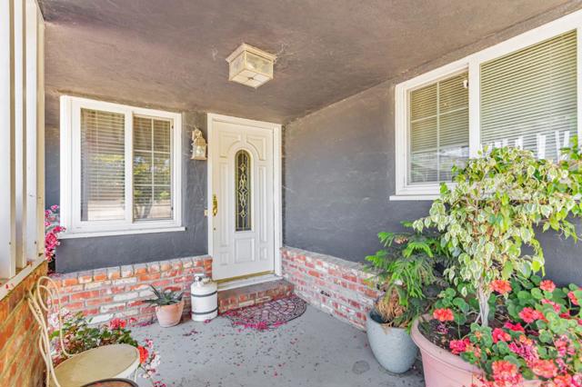 14205 Sycamore Avenue, San Martin CA: https://media.crmls.org/mediaz/32799b78-3446-4f10-aed9-00fba7c84da9.jpg