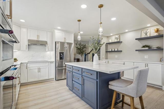 5169 Lillian Ct, Livermore CA: https://media.crmls.org/mediaz/32799f68-4089-48a3-b3c1-0f259b2c5150.jpg