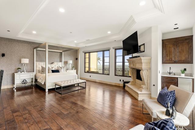 18233 Via Ambiente, Rancho Santa Fe CA: https://media.crmls.org/mediaz/3279ae05-1870-46aa-a9af-0d0f0957656c.jpg