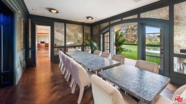 Image 17 of 61 For 9966 Sunset Boulevard