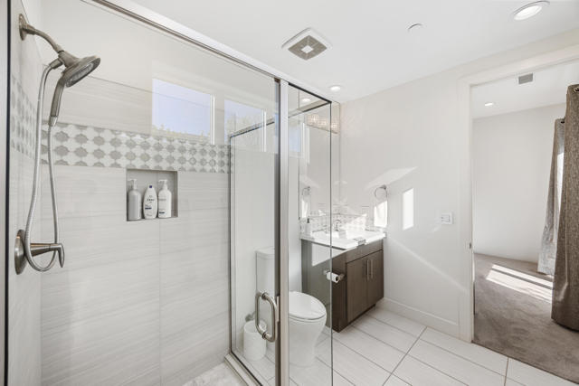 1 Via Merenda, Rancho Mirage CA: https://media.crmls.org/mediaz/327ad8da-ad7f-435c-9b48-e3e8dee5d88f.jpg