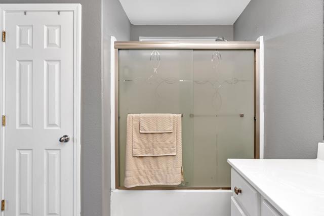 2357 N Rock Creek Drive, Los Banos CA: https://media.crmls.org/mediaz/327b2358-1f04-4b83-a3ed-21d1e9253ce1.jpg