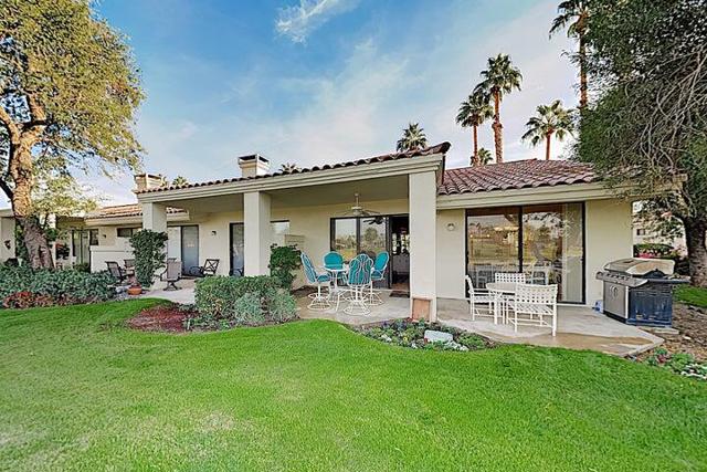 54671 Inverness Way, La Quinta CA: https://media.crmls.org/mediaz/327c2099-88fe-4748-b83e-0821d88dae60.jpg