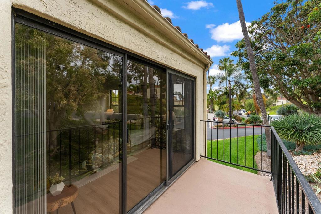 MLS #250029701SD img 15