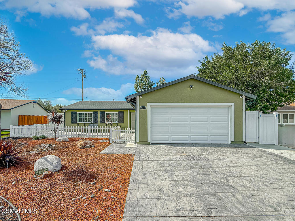 2017 Lysander Avenue