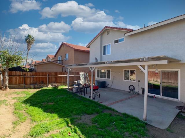 Detail Gallery Image 18 of 21 For 452 Feliz, Perris,  CA 92571 - 3 Beds | 2/1 Baths