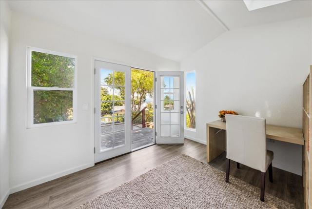 799 Grace Street, Monterey CA: https://media.crmls.org/mediaz/327e59ba-98ef-4ef4-a7ea-02d0785ce82f.jpg