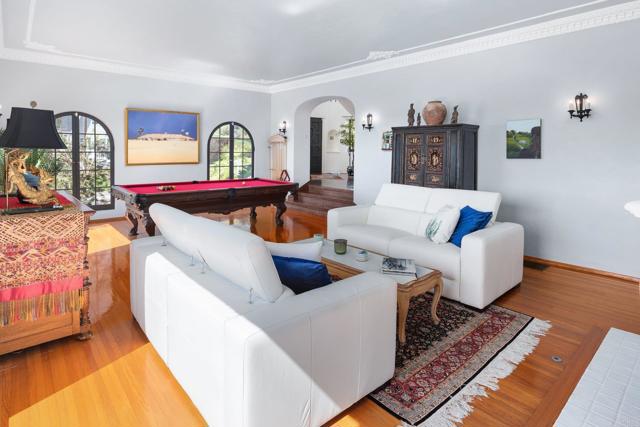4397 Piedmont Drive, San Diego CA: https://media.crmls.org/mediaz/327ed09b-8502-4978-8e8d-0449c5c691e0.jpg