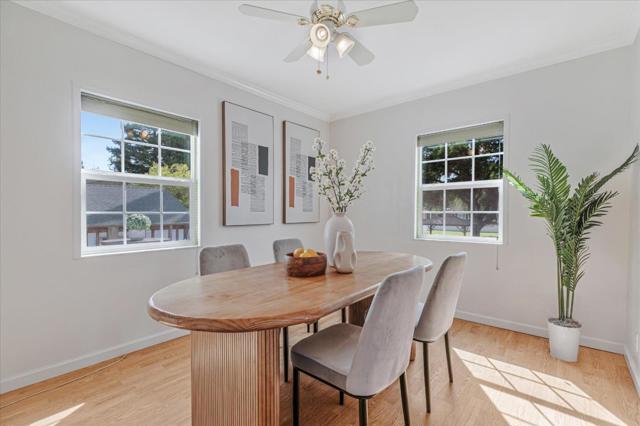 Image 4 of 30 For 871 Manor Way