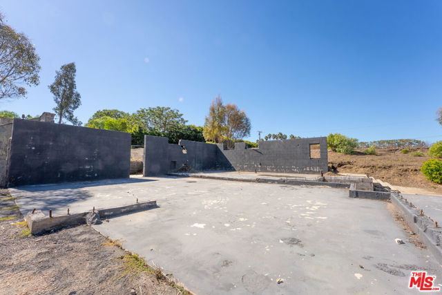 Drew Fenton | 28901 Selfridge Drive Malibu CA | MLS: 7474470