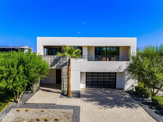 61126 Goodwood Dr, Thermal CA: https://media.crmls.org/mediaz/328067e1-6ede-4ab4-89bc-bee7949fcd00.jpg