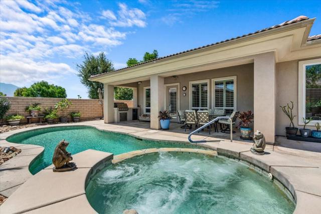 62 Via Del Pienza, Rancho Mirage CA: https://media.crmls.org/mediaz/32811856-9b69-4dbe-bd64-3e46a27a65a0.jpg