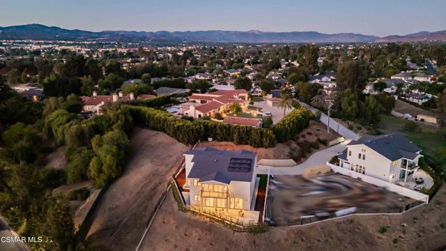 252 Capri Drive, Simi Valley CA: https://media.crmls.org/mediaz/3281d35e-0586-4f75-816c-f0b707a45e72.jpg