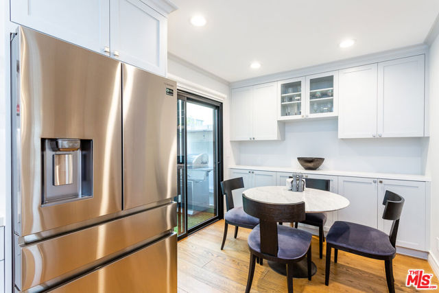 1625 Idaho Avenue, Santa Monica CA: https://media.crmls.org/mediaz/32820d2b-984a-4420-a756-01b4e7267922.jpg