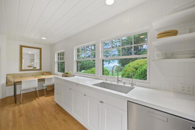 17516 High Street, Los Gatos CA: https://media.crmls.org/mediaz/32830ecd-e25d-4045-bf9d-213302966f29.jpg