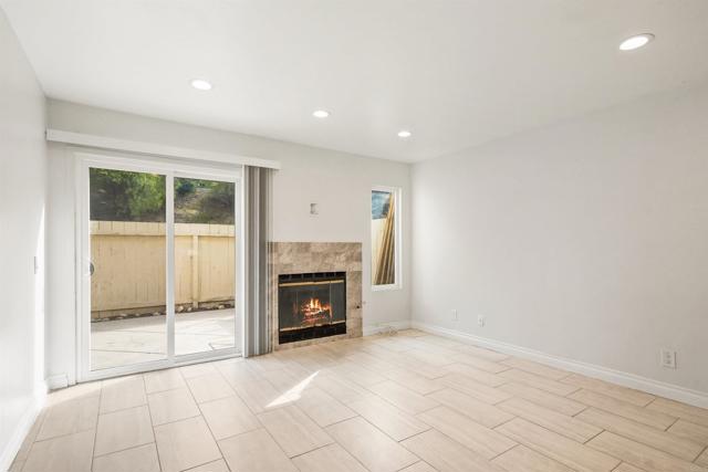 Detail Gallery Image 16 of 34 For 1461 Manzana Way, San Diego,  CA 92139 - 3 Beds | 2/1 Baths