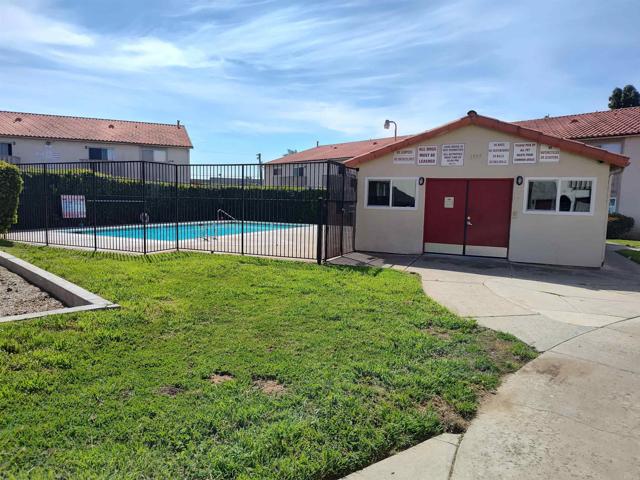 Detail Gallery Image 16 of 19 For 532 Anita St #112,  Chula Vista,  CA 91911 - 2 Beds | 1 Baths