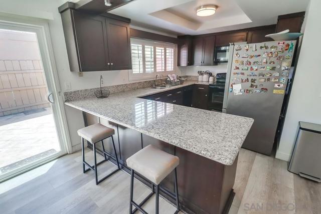 1737 Melrose Ave, Chula Vista CA: https://media.crmls.org/mediaz/3285f191-03c1-4b7c-835c-5006dec83ef6.jpg