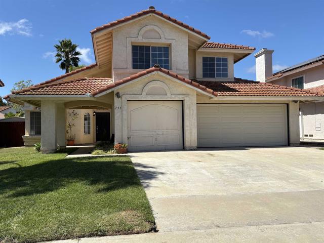 Detail Gallery Image 2 of 41 For 735 Rivertree Dr, Oceanside,  CA 92058 - 4 Beds | 3 Baths