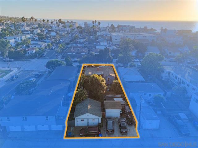 4922 24 Coronado Ave, San Diego CA: https://media.crmls.org/mediaz/328851d5-b161-41e2-9761-aff19253fc12.jpg