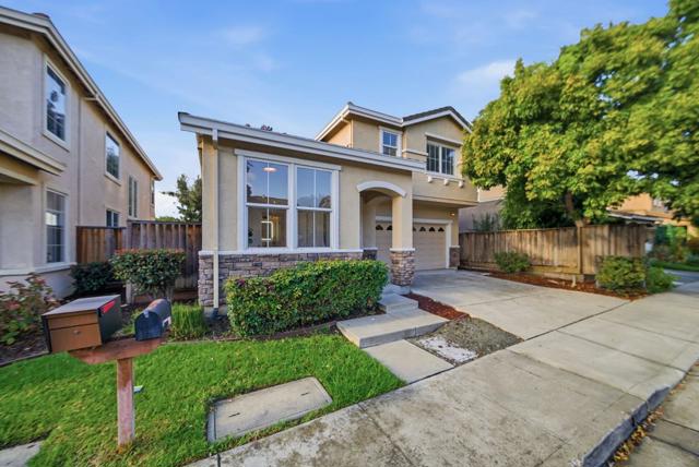 34298 Torrey Pine Lane, Union City CA: https://media.crmls.org/mediaz/3288d8d4-b371-47eb-a99b-1eec60b5ea81.jpg