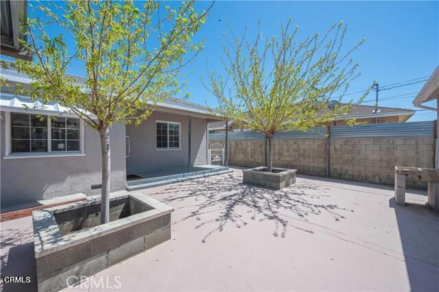 Detail Gallery Image 10 of 11 For 45027 Division St, Lancaster,  CA 93535 - 3 Beds | 2 Baths
