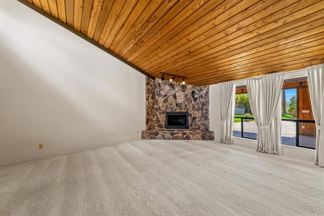 Detail Gallery Image 20 of 53 For 11915 Fuerte Vista Ln, El Cajon,  CA 92020 - 6 Beds | 4/2 Baths