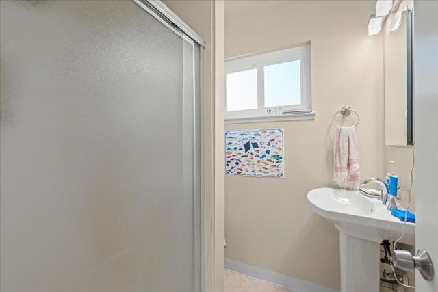 933 Florence Lane, Menlo Park CA: https://media.crmls.org/mediaz/328f8eee-ae65-481d-8f20-c78d3bdb420f.jpg