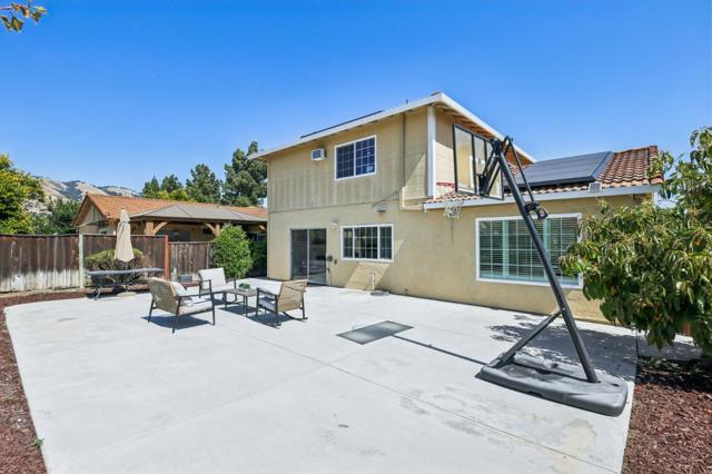 3065 Centerwood Way, San Jose CA: https://media.crmls.org/mediaz/328f9619-2f43-489c-bf35-697623a7a508.jpg