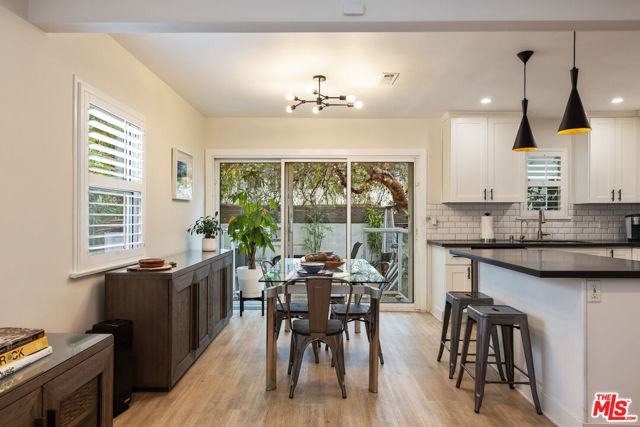 3839 Marcasel Avenue, Los Angeles CA: https://media.crmls.org/mediaz/328fbafb-468a-467a-8342-9f790b0296e7.jpg