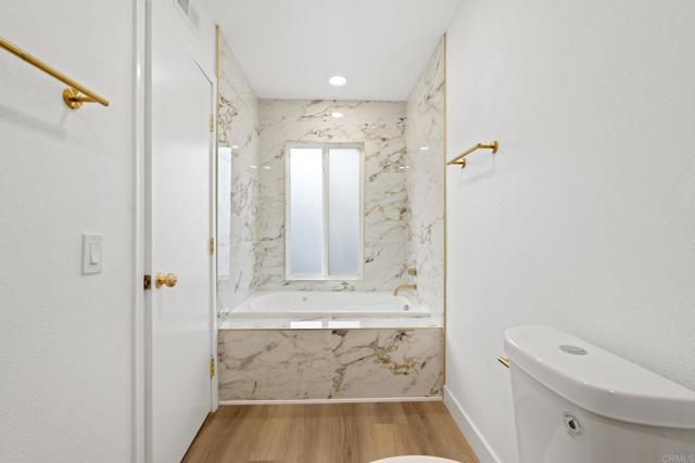 Detail Gallery Image 24 of 51 For 2858 Lehigh Ct, Oceanside,  CA 92056 - 5 Beds | 2/1 Baths