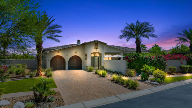 54780 Damascus Drive, La Quinta CA: https://media.crmls.org/mediaz/32902b75-a63a-4846-93ef-2d09ea626572.jpg