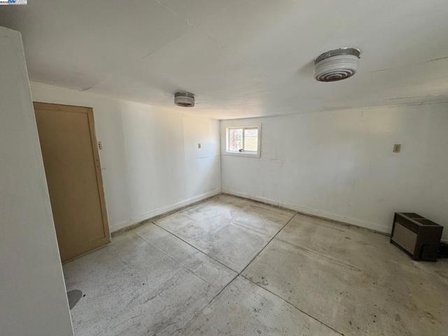865 Old Canyon Road, Fremont CA: https://media.crmls.org/mediaz/3290c053-9298-465d-8179-741fce3df00d.jpg