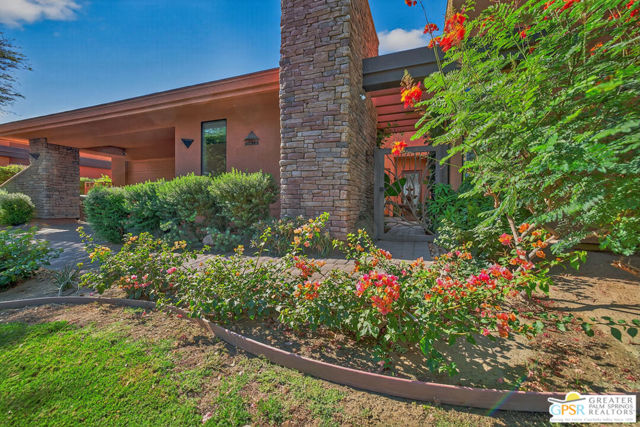 50385 Via Amante, La Quinta CA: https://media.crmls.org/mediaz/32919eaf-06d7-4362-9e44-b8d37c020f99.jpg