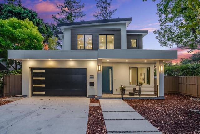 2200 Saint Francis Drive, Palo Alto CA: https://media.crmls.org/mediaz/3291a7d7-303b-4468-b004-814f3052e958.jpg