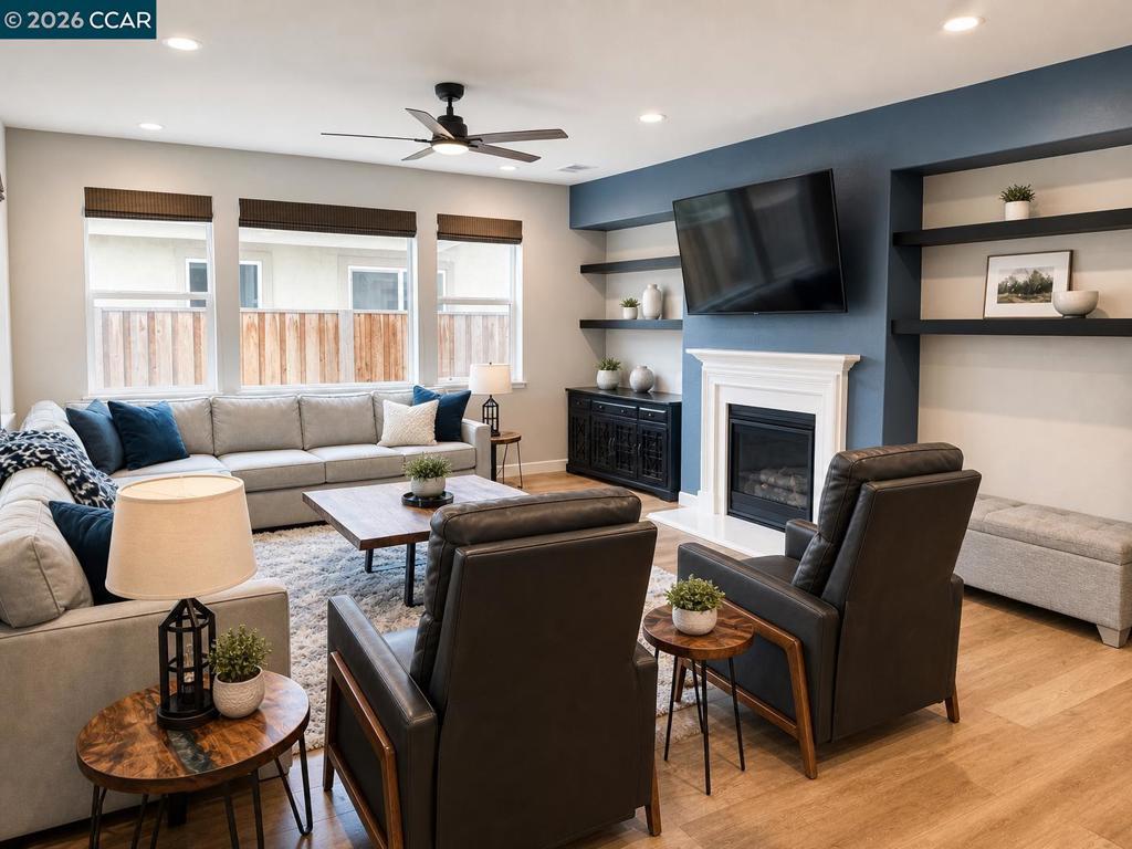https://media.crmls.org/mediaz/32924132-0cbc-4a9b-9457-96743c002472.jpg?preset=X-Large