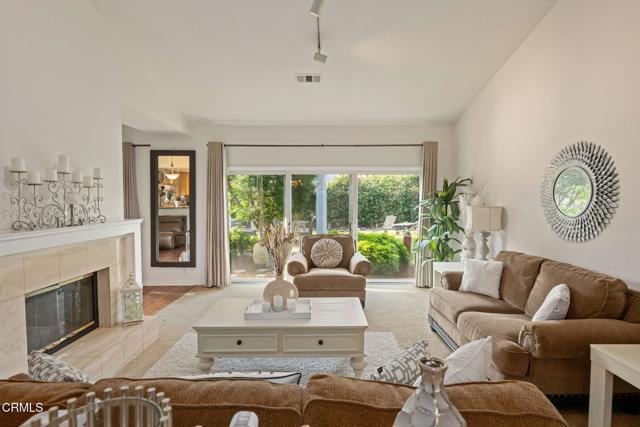 Detail Gallery Image 4 of 39 For 1501 Devonshire Dr, Oxnard,  CA 93030 - 3 Beds | 2 Baths