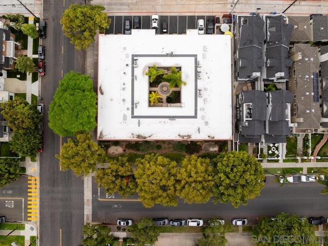 801 C Ave, Coronado CA: https://media.crmls.org/mediaz/3292b04b-979f-4d8f-b12b-cc3eae74cf51.jpg