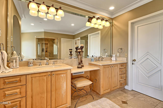 Detail Gallery Image 25 of 46 For 6153 Cobblestone Dr, Ventura,  CA 93003 - 4 Beds | 3/2 Baths